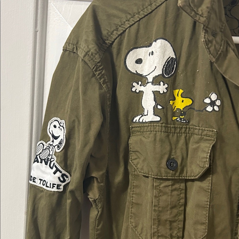 Zara Green Jumpsuit with Cartoon Accents - Picture 3 of 10